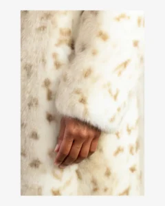 imgi_4_Yellowstone-Beth-Dutton-Fauxs-Fur-White-Coat