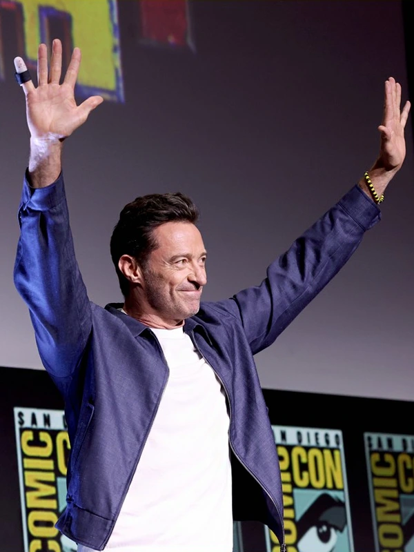 2024-comic-con-hugh-jackman-blue-jacket 16- Hugh Jackman Comic-Con 2024 Blue Jacket
