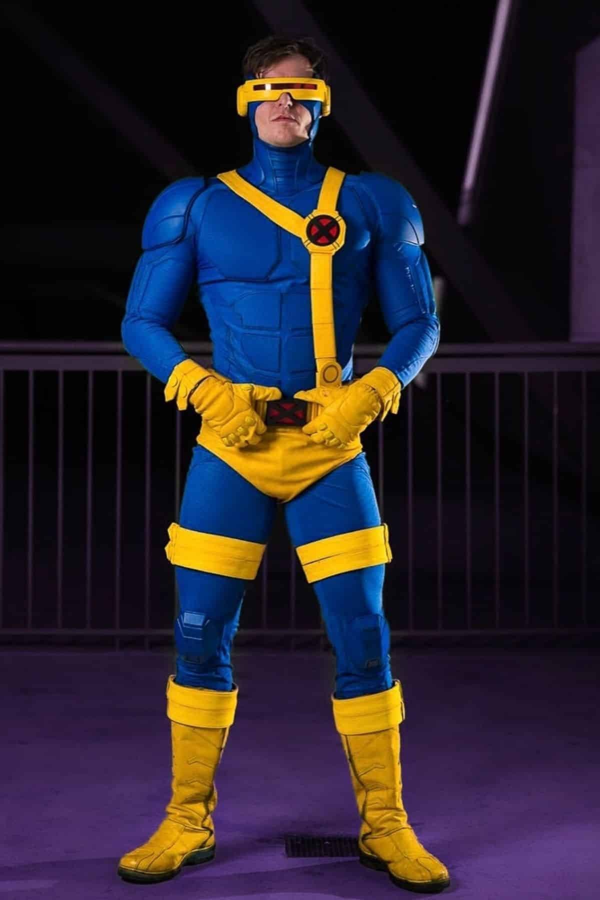 marvel-cyclops-inspired-custom-yellow-leather-gloves-trunks-002 Cyclops-Inspired Yellow Leather Costume Gloves and Trunks